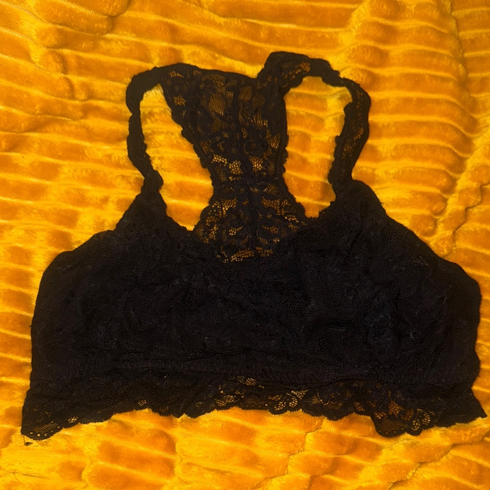 Motherhood Elegant Black Lace Bralette